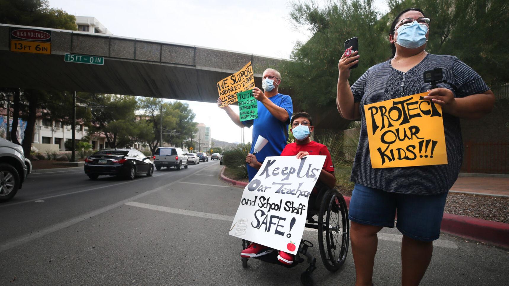 Cada distrito decidirá cuándo reabre sus escuelas, anunció el gobernador Ducey